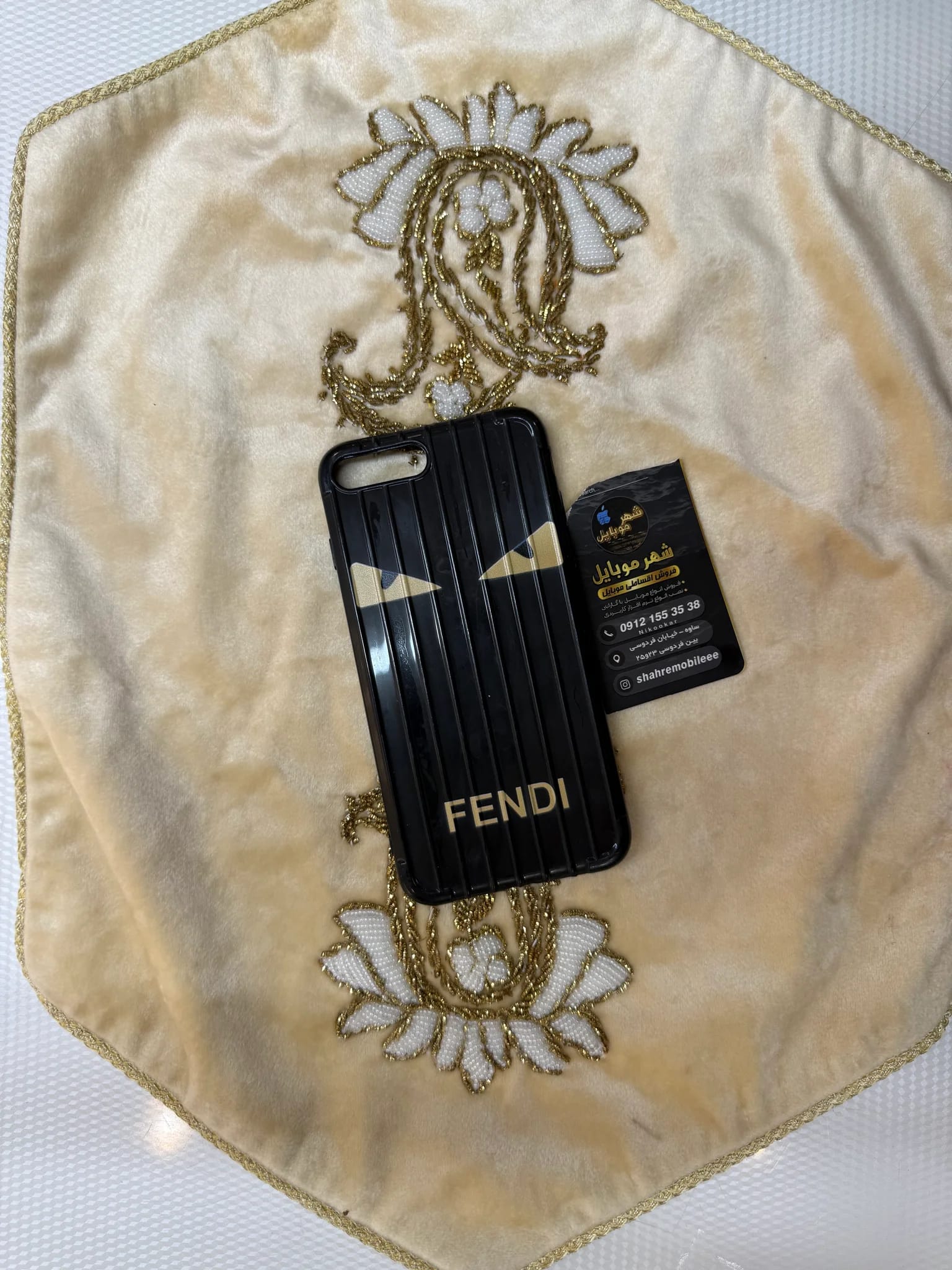 کاور طرح دار fendiمناسب برای آیفون 7/8plus