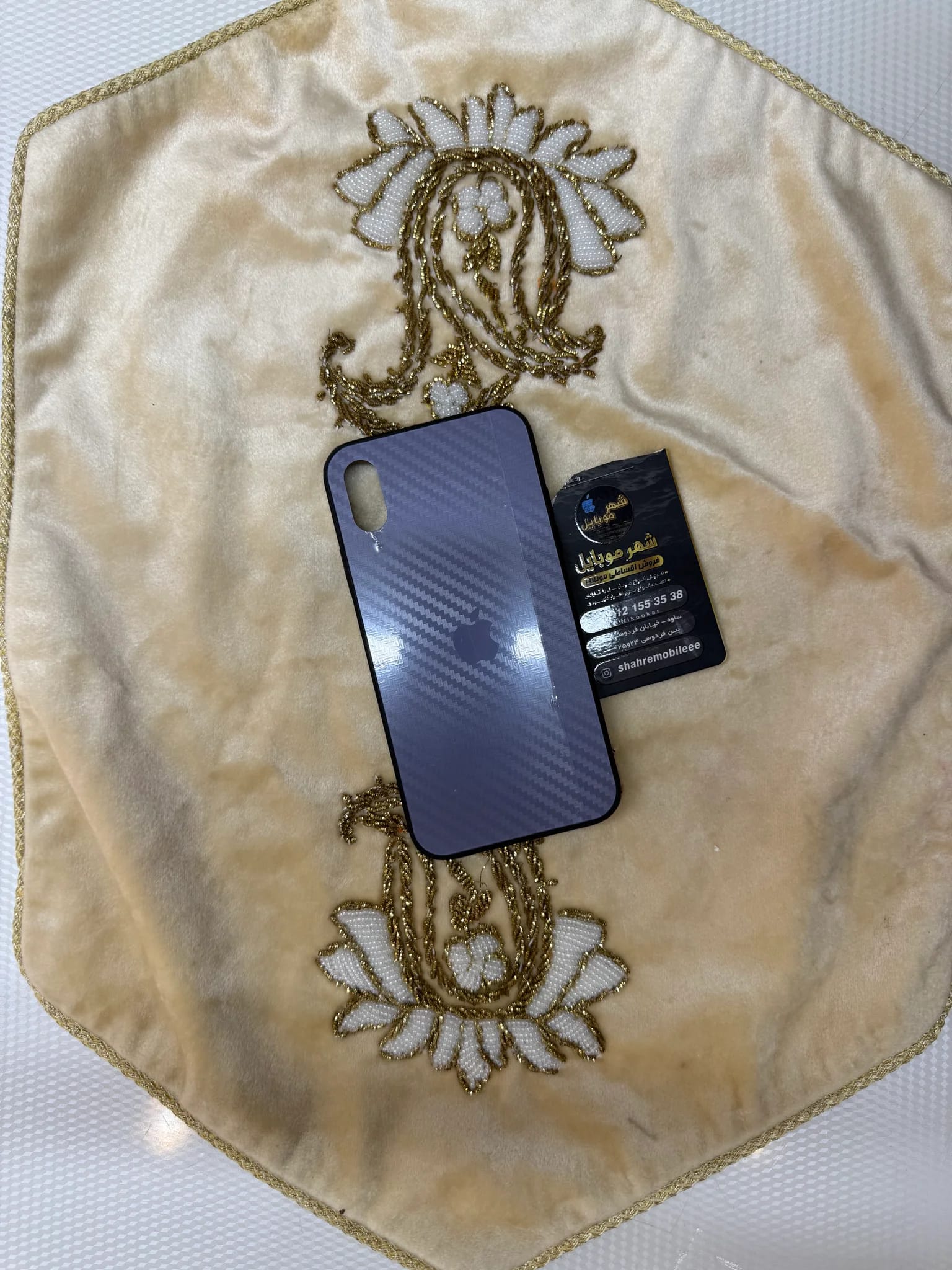 کاور طرح دار ضد خش مناسب برای آیفون x/xs